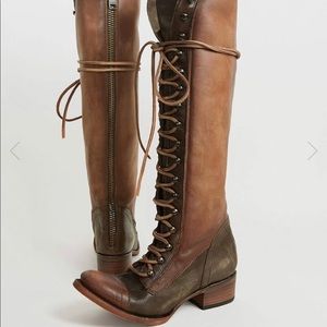 ISO Freebird Arlo Boot Size 7